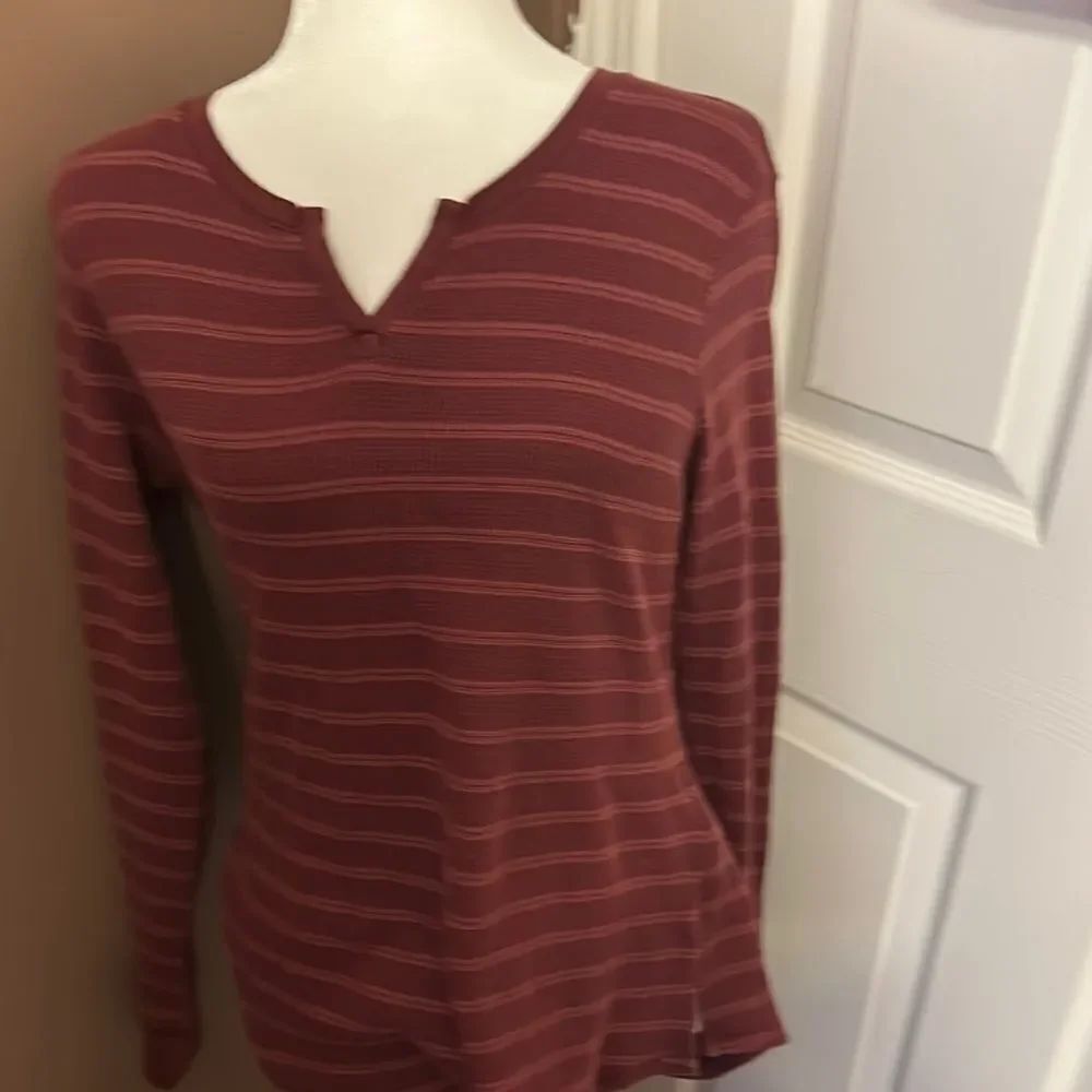 Columbia Women's Striped Long Sleeve Top - Red size medium